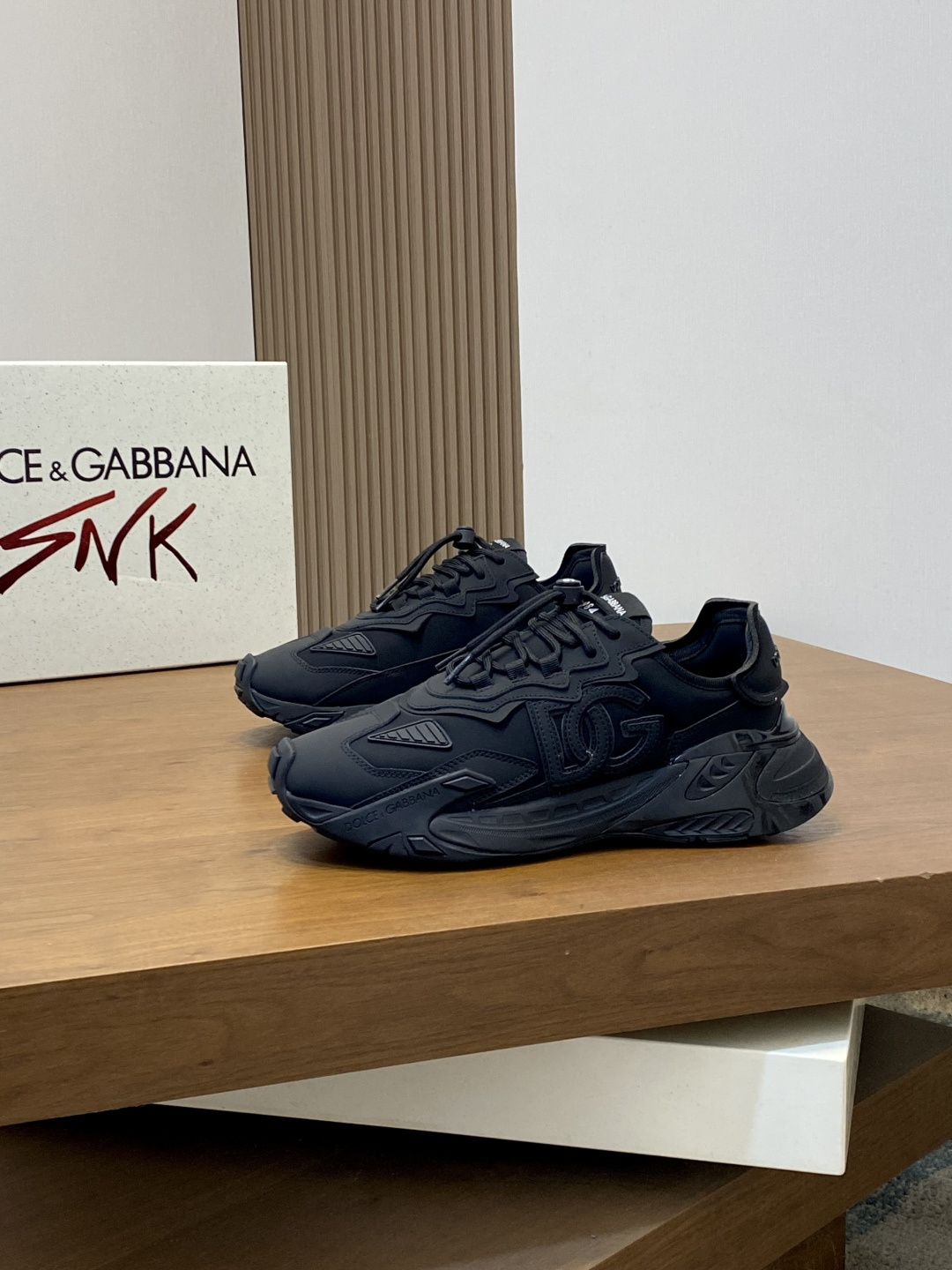 olce & Gabbana shoe